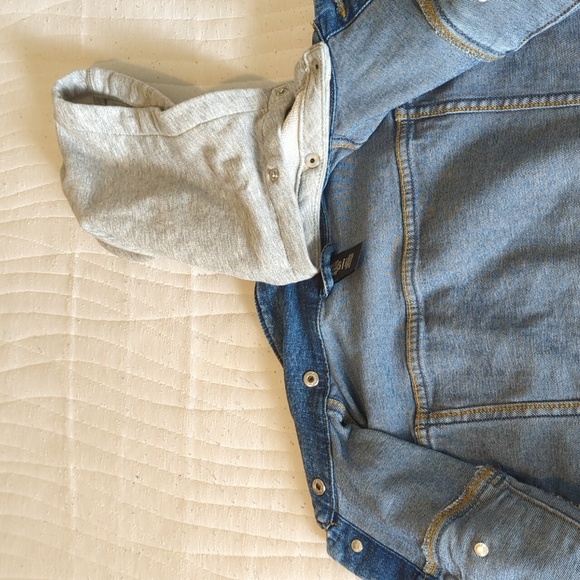 Jean Jacket - Picture 9 of 9